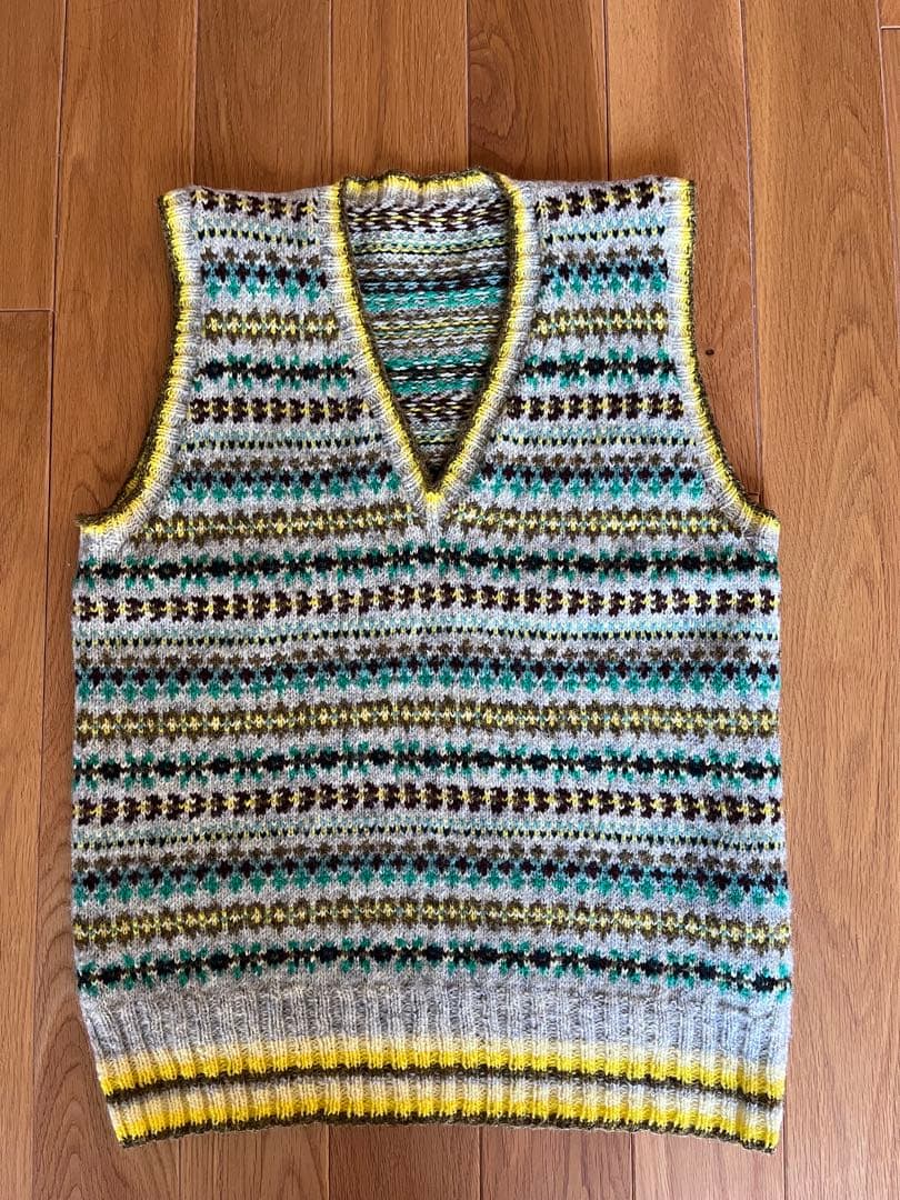 三國万里子　フェアアイルベスト　Jamieson’s Spindrift