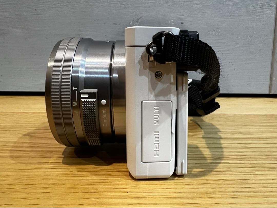 SONY α6000 ホワイト ILCE-6000 ダブルレンズセット