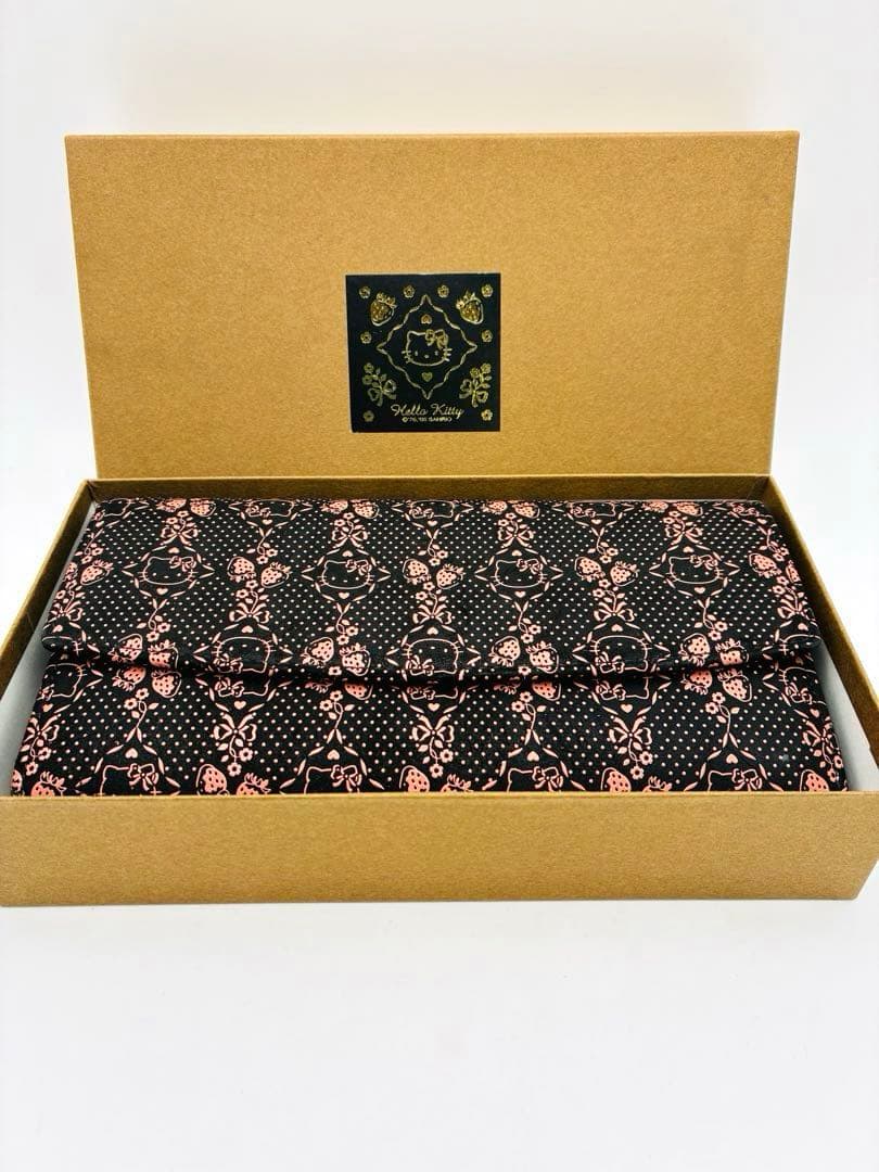 美品　キティちゃん　印傳　長財布