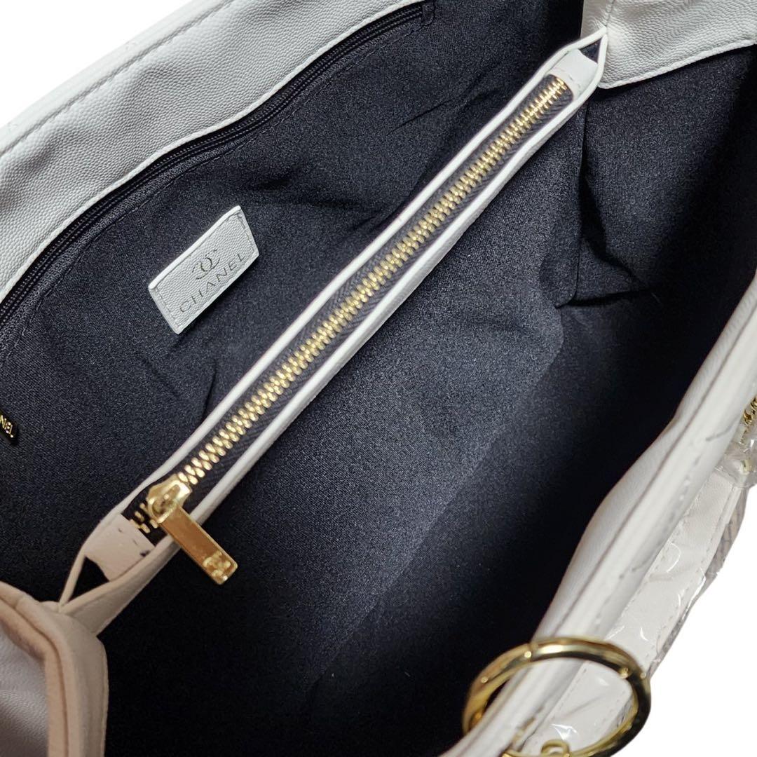 M*様 CHANEL　トートバッグ　キルティング　白　ノベルティ