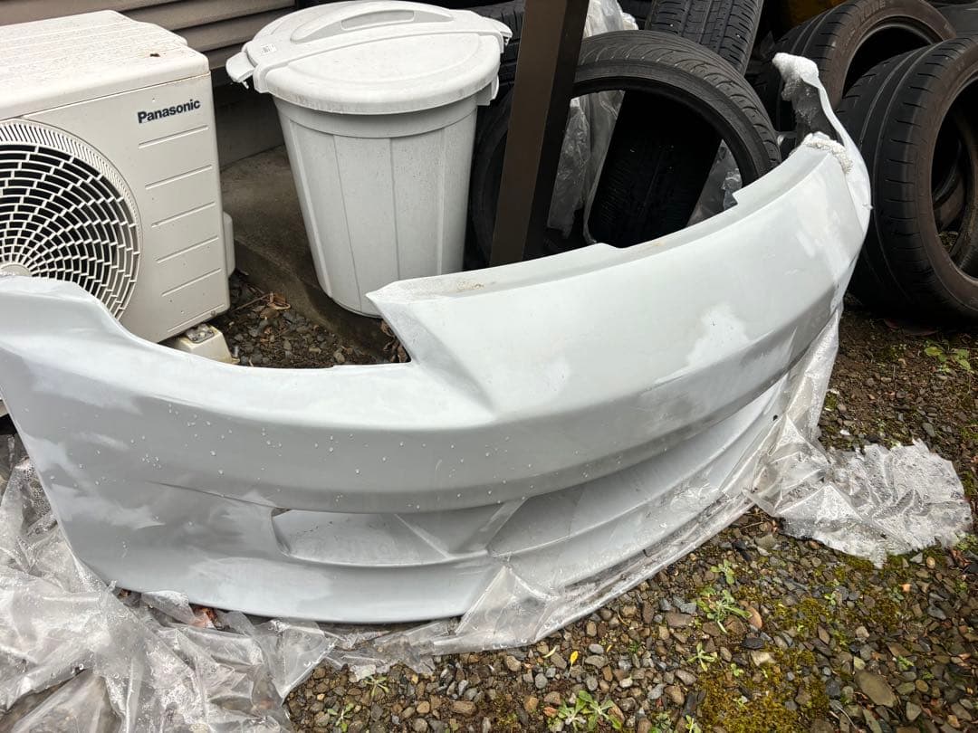 z33 フロントバンパー　社外　未使用