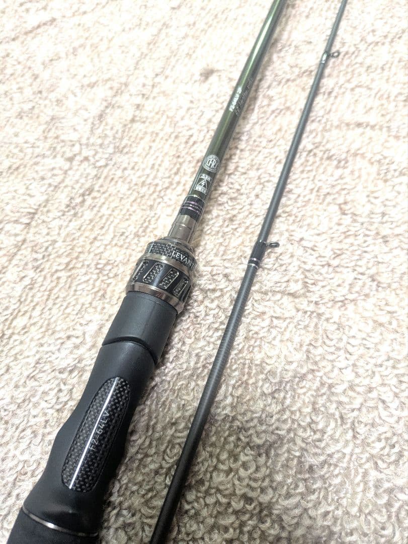 【美品】メガバス レヴァンテ F2-64LV Megabass Levante
