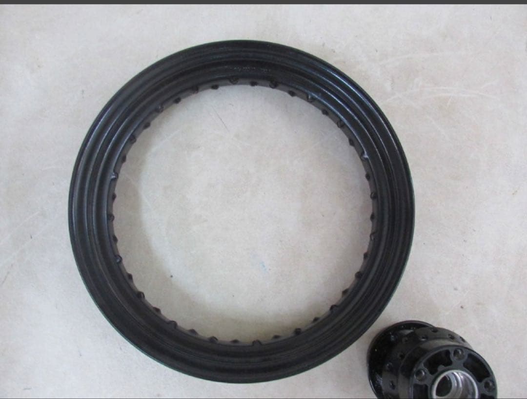 ハーレーダビッドソン　Harley-Davidson ホイール　リム　ハブ