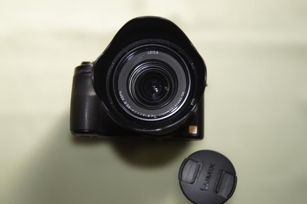 美品・Panasonic LUMIX DMC-FZ50 付属品多数