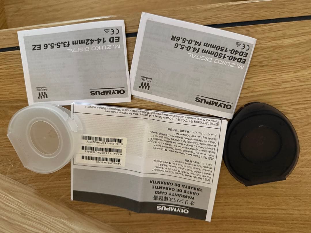 OLYMPUS PEN E-P7 ダブルズーム 美品 外箱保証書付