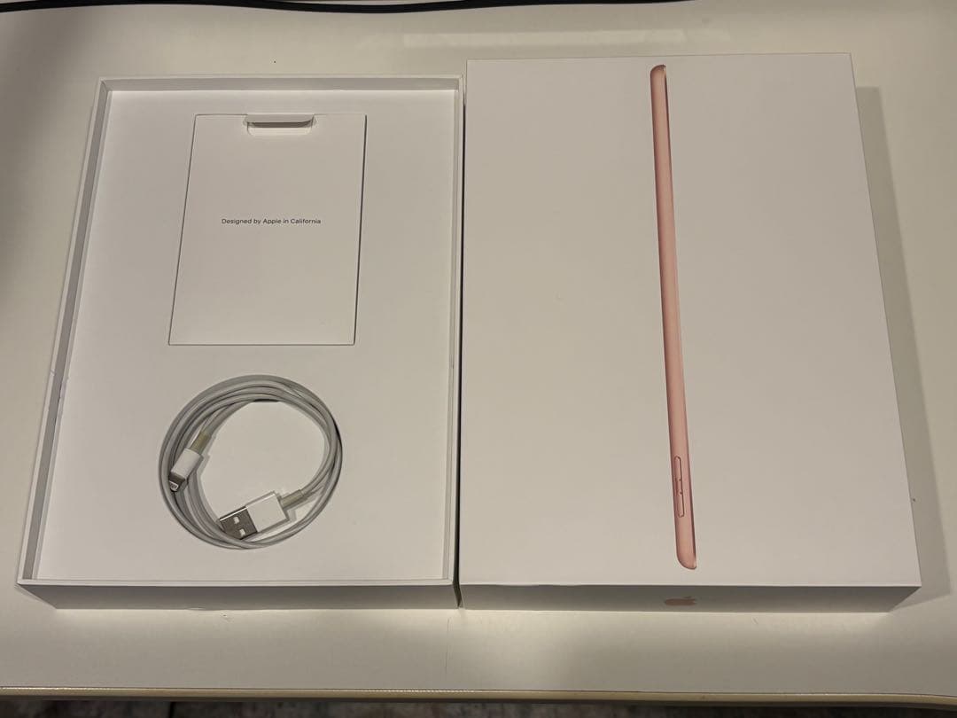 iPad 第６世代　WiFiモデル　ゴールド 32GB