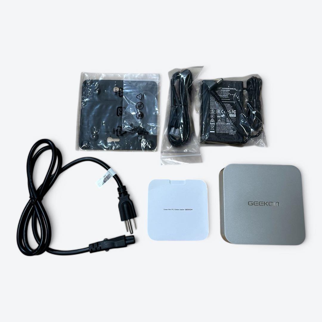 GEEKOM A6 ミニPC Ryzen 7 6800H