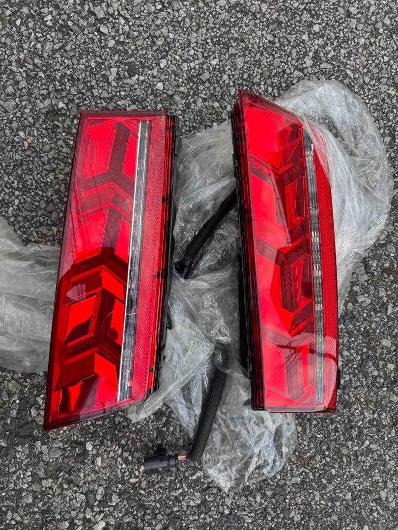 ランボルギーニガヤルド2007年型新品テールランプ 新品未使用品