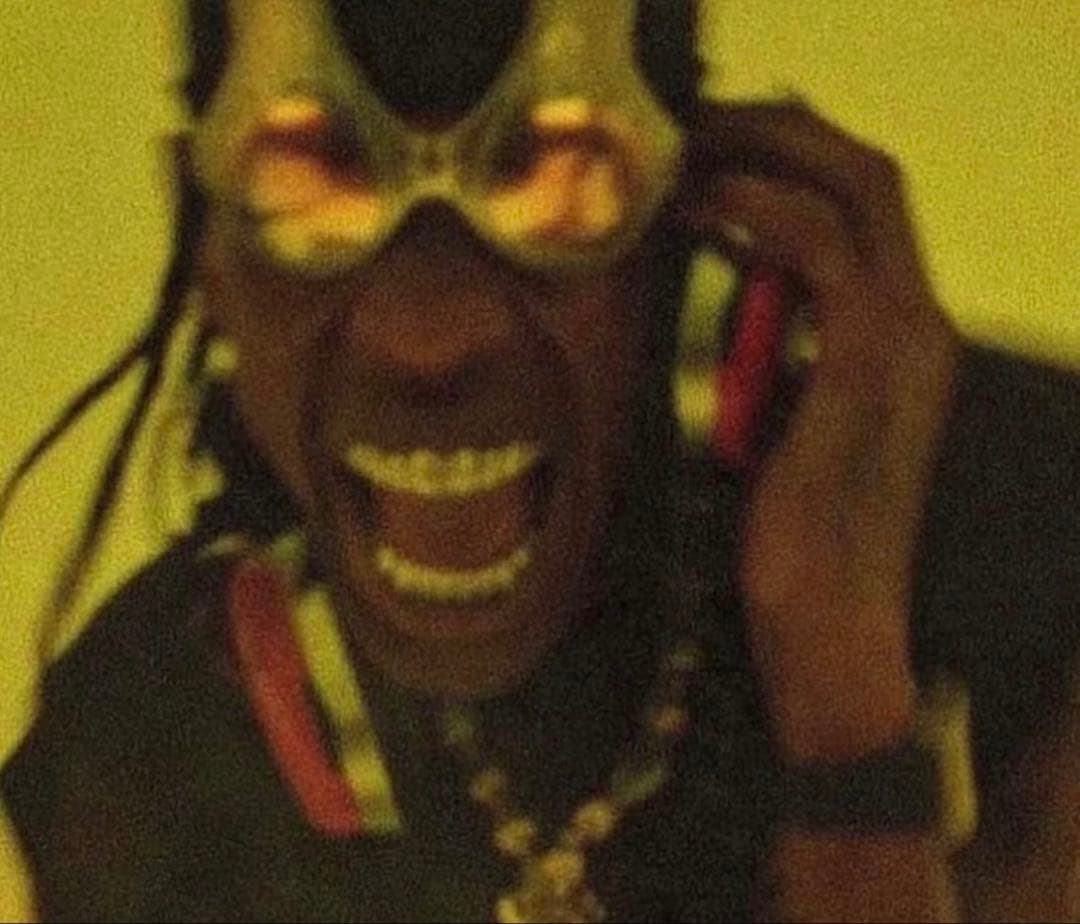 K*a様 Travis着用OAKLEY over The top