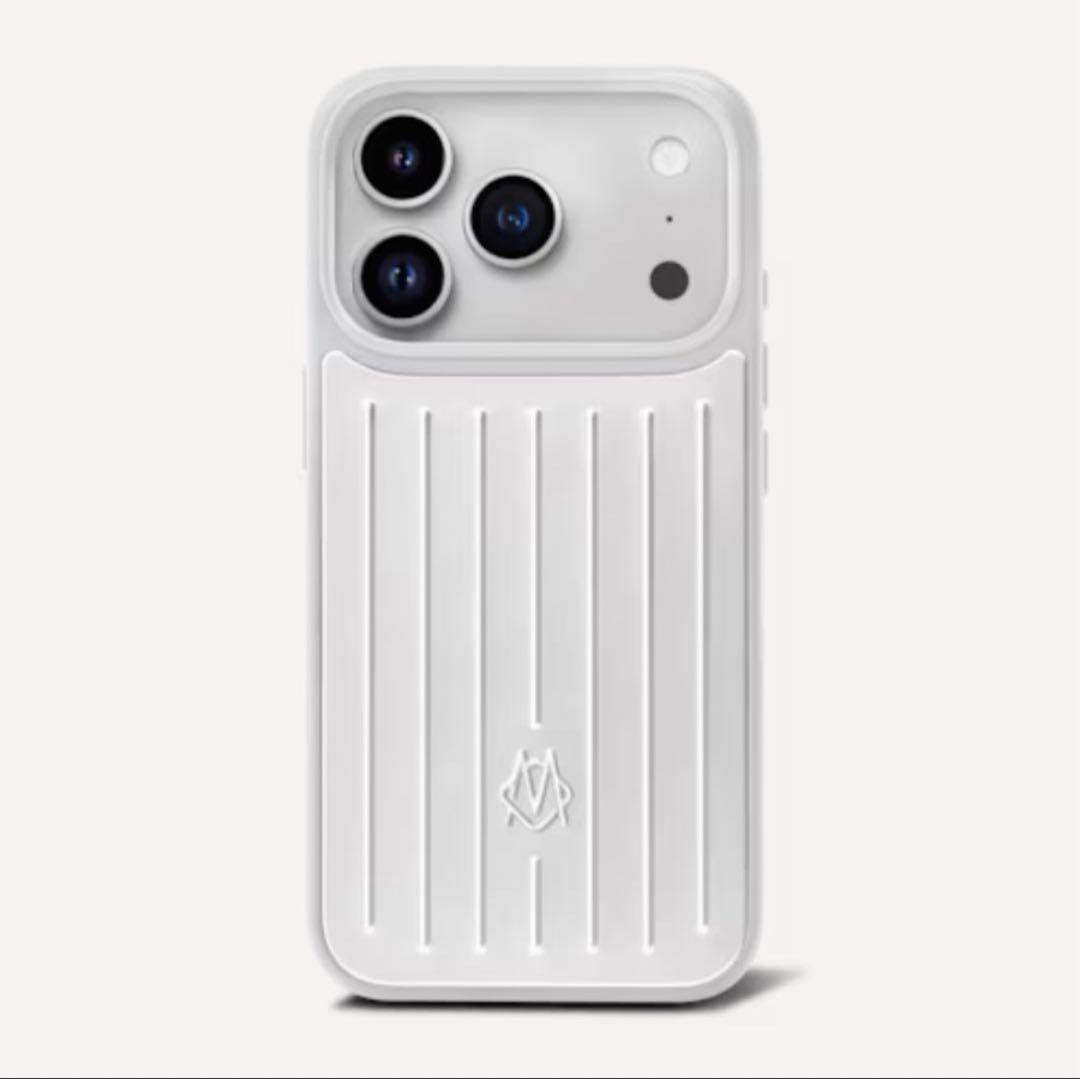 【正規品】RIMOWA iPhone17 Proケース シルバー