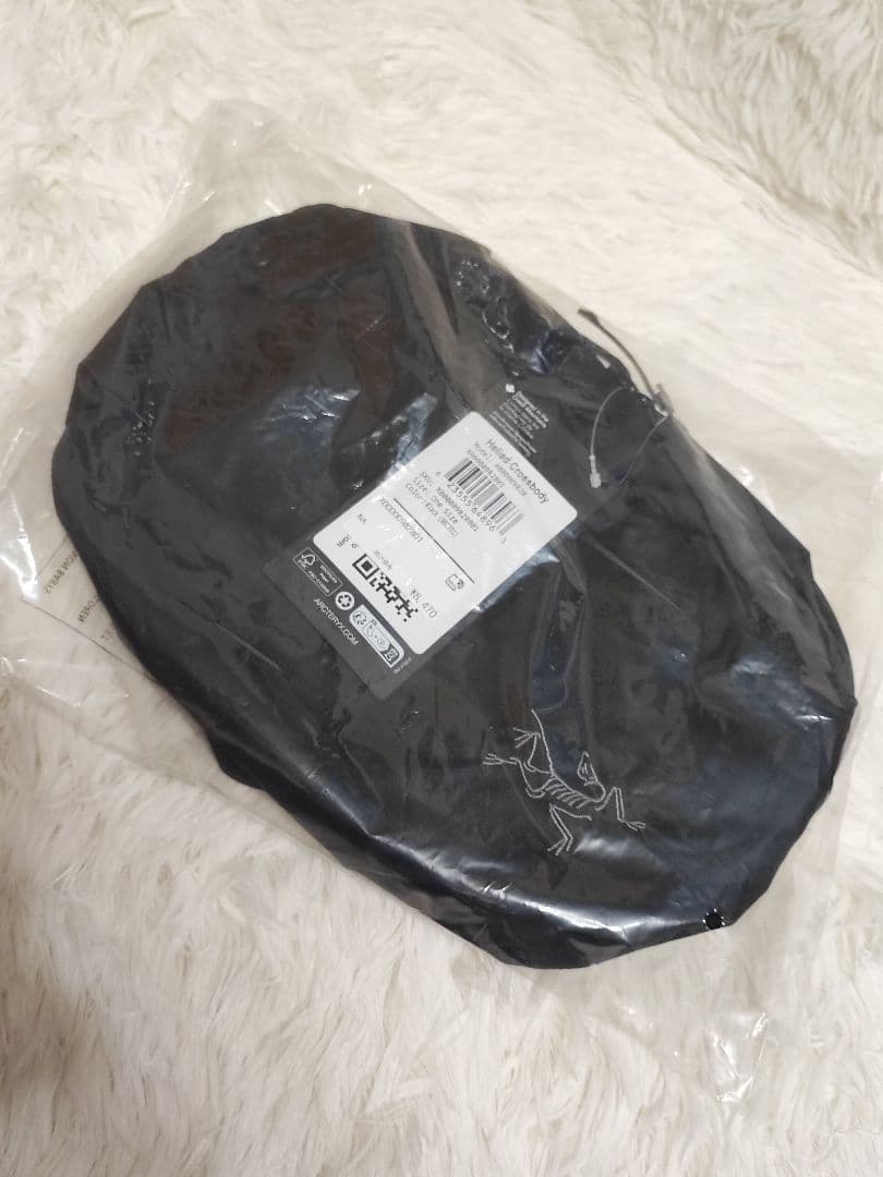 専用 新品未開封ARC'TERYX ヒリアド Crossbody Bag