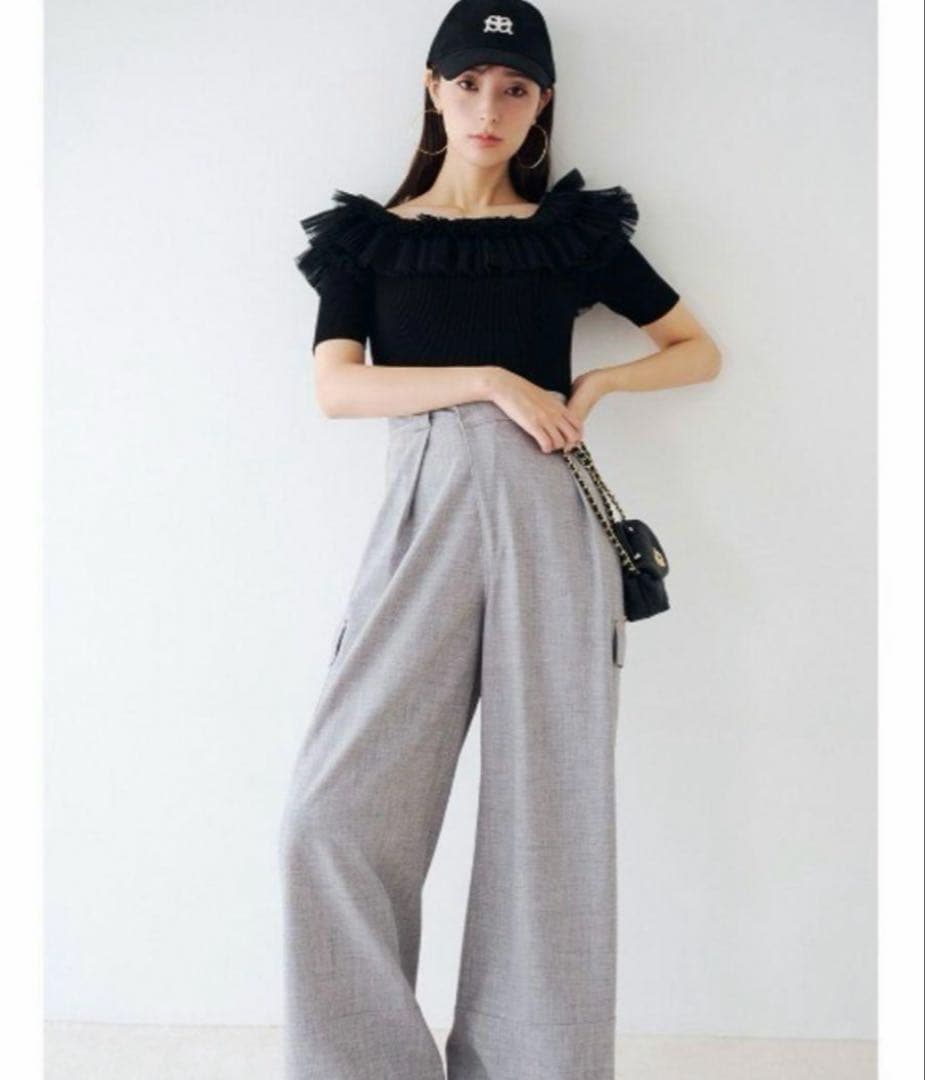 新品未使用　タグつき　SNIDEL バリエカーゴパンツ