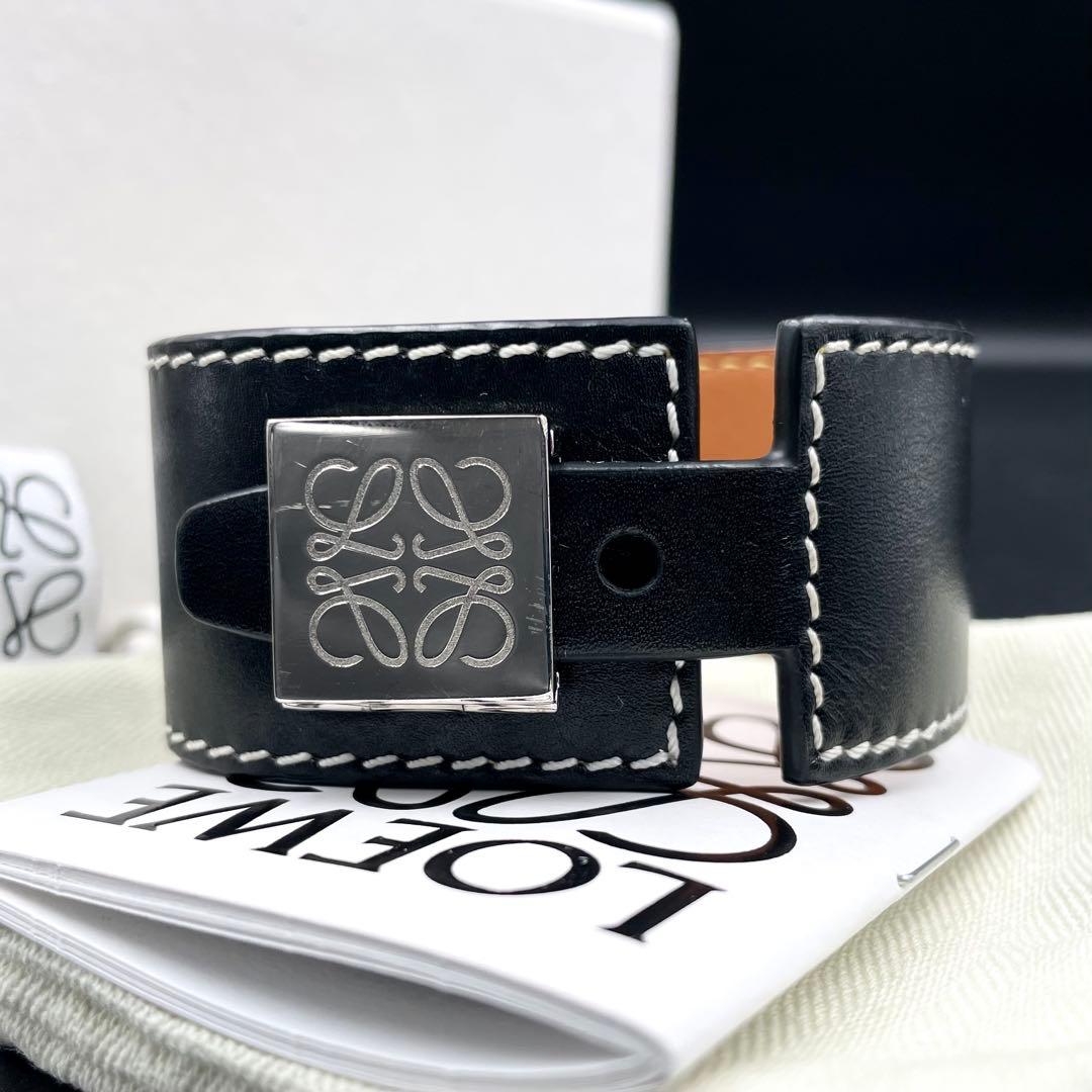 極美品・鑑定済★ロエベ　アナグラム　ブレスレット　バングル　レザー　ブラック