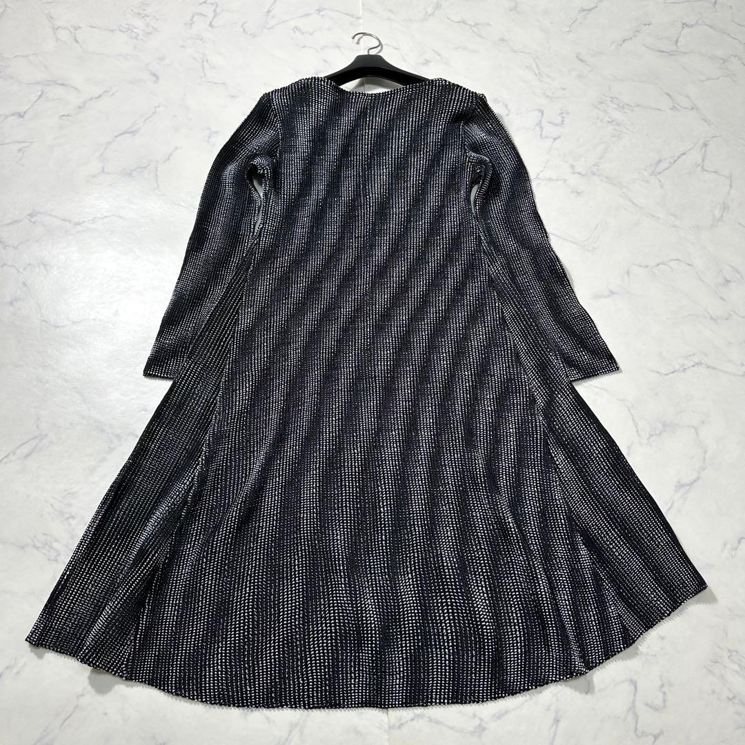 美品 SPECCHIO シャトルプリーツ Aライン フレアワンピース