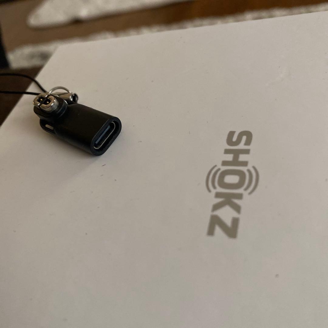 SHOKZ OPENRUN（S803） 骨伝導イヤホン　USB-c充電器