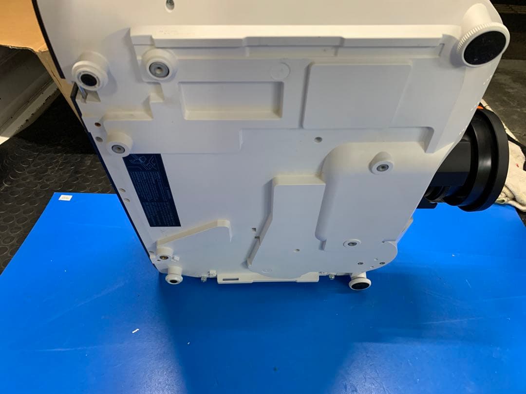 n*3様 エプソン EB-PU1008W [ビジネスプロジェクター/高輝度モデル