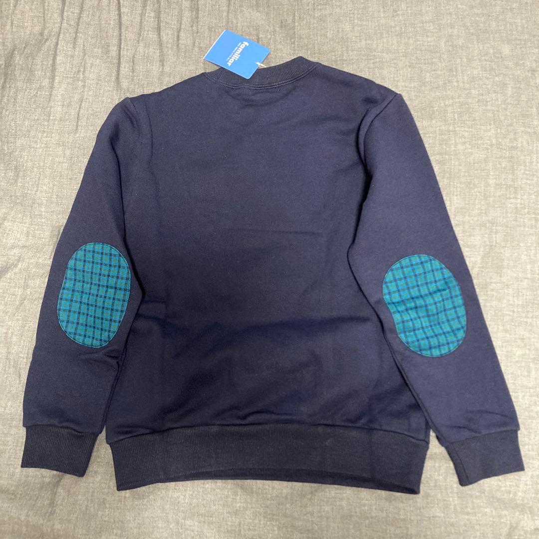 これは…大変な物が出てきてしまった…ファミリア　130 トレーナー【新品タグ有】