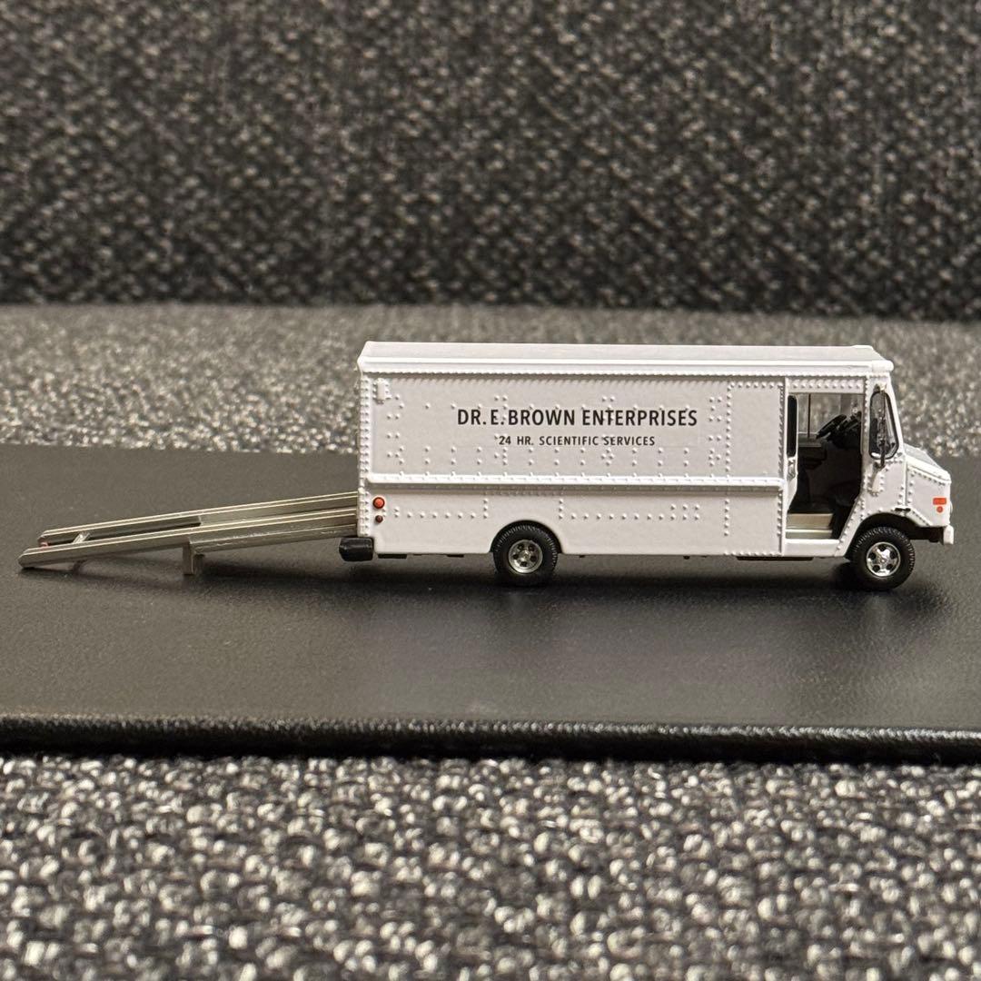 ドクのバン カスタム バックトゥザフューチャー デロリアン ①