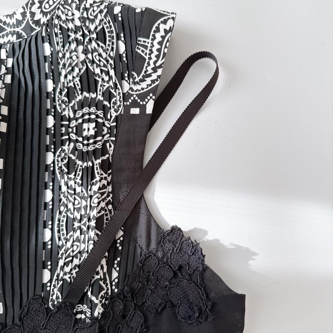 美品　sacai サカイ　レースプリーツトップス ノースリーブ ペイズリー柄