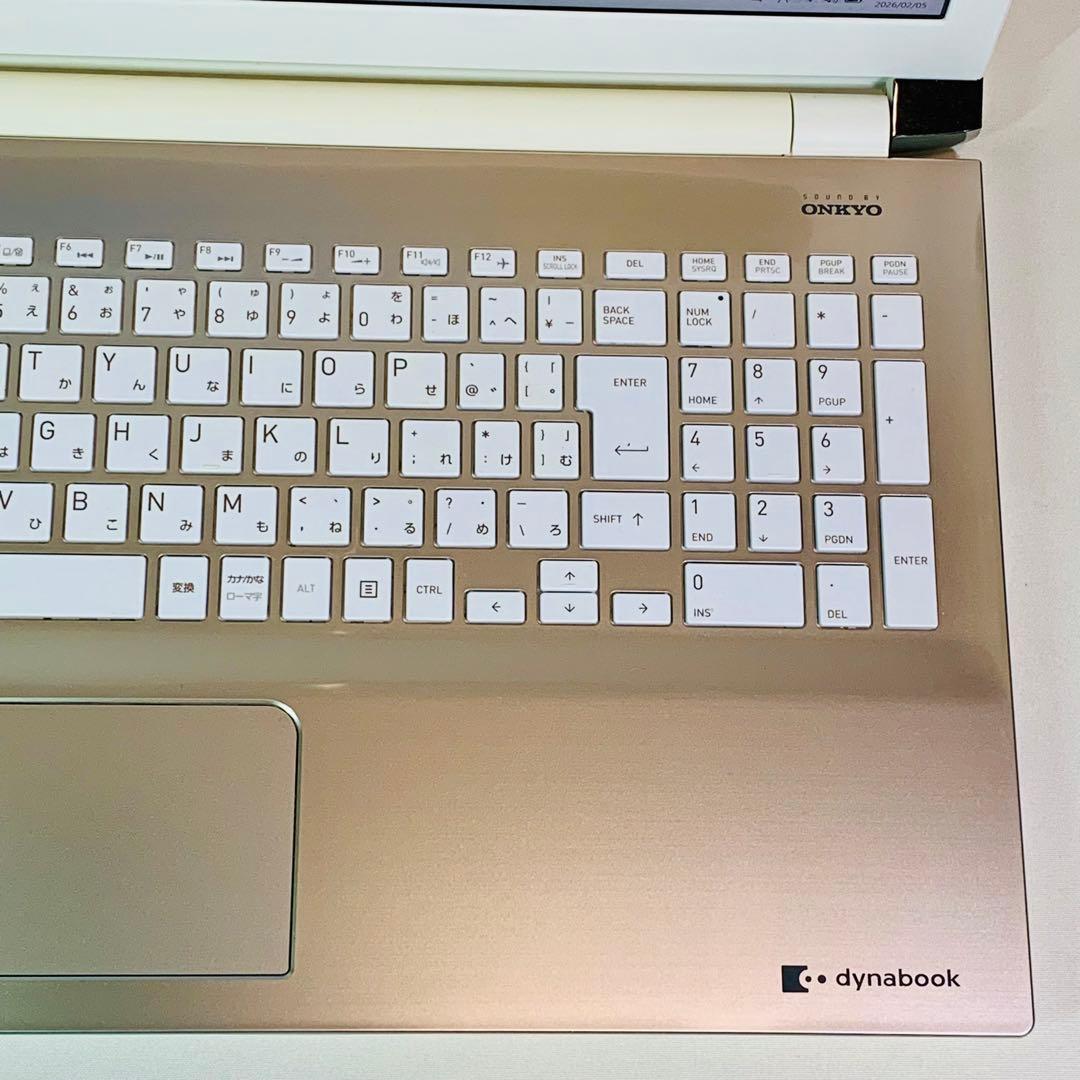 Core i7✨7世代✨SSD256GB✨16GB✨オフィス✨東芝✨薄型パソコン