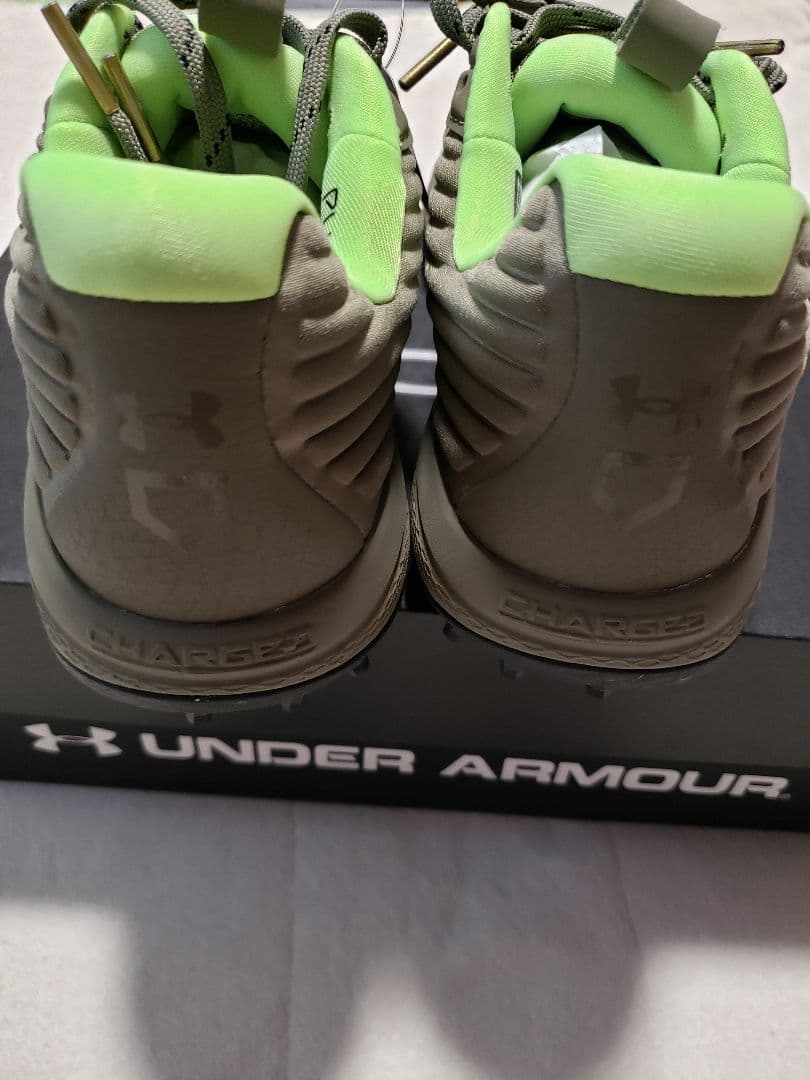新品 26cm アンダーアーマー ヤード ターフ 野球トレーニングシューズ