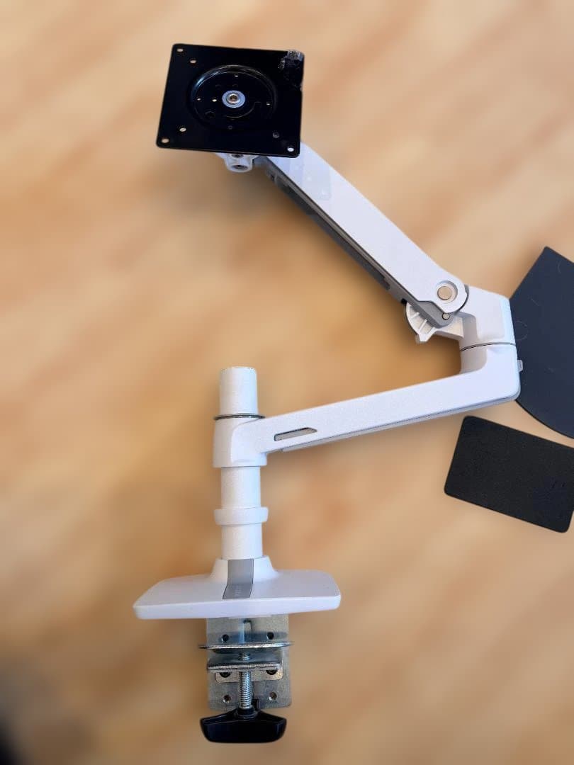 エルゴトロンLX デスクマウント モニターアーム【補強プレート付】