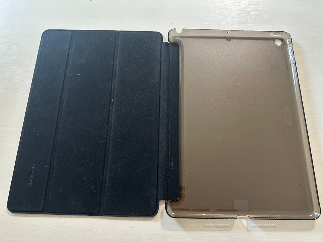 ※ラスト1台【未使用】Apple iPad シルバー 本体　第7世代　32GB