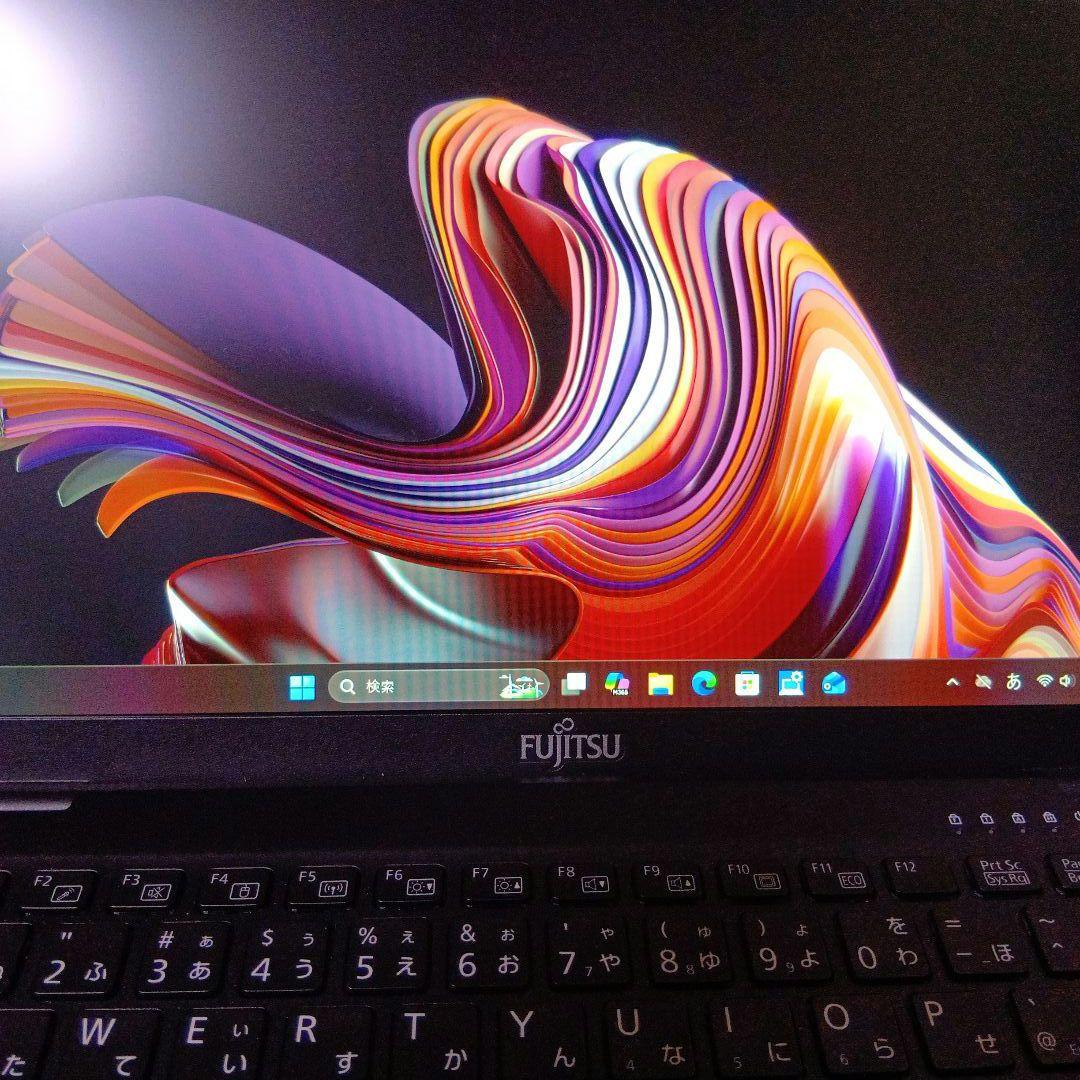 A⑦ 富士通　FMVU34011　U9311/F