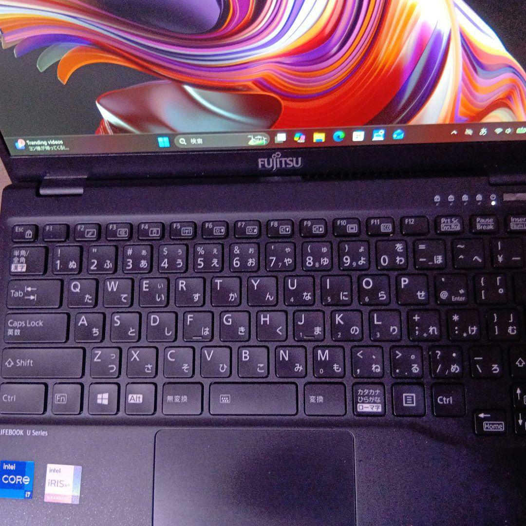 A⑦ 富士通　FMVU34011　U9311/F