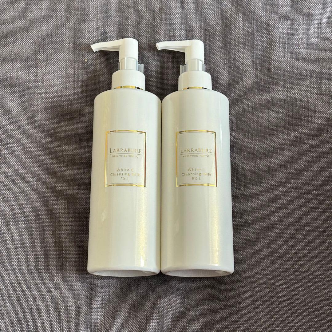 LARRABURE【ララビュウ】 ホワイトCクレンジングミルクEX-L300mL
