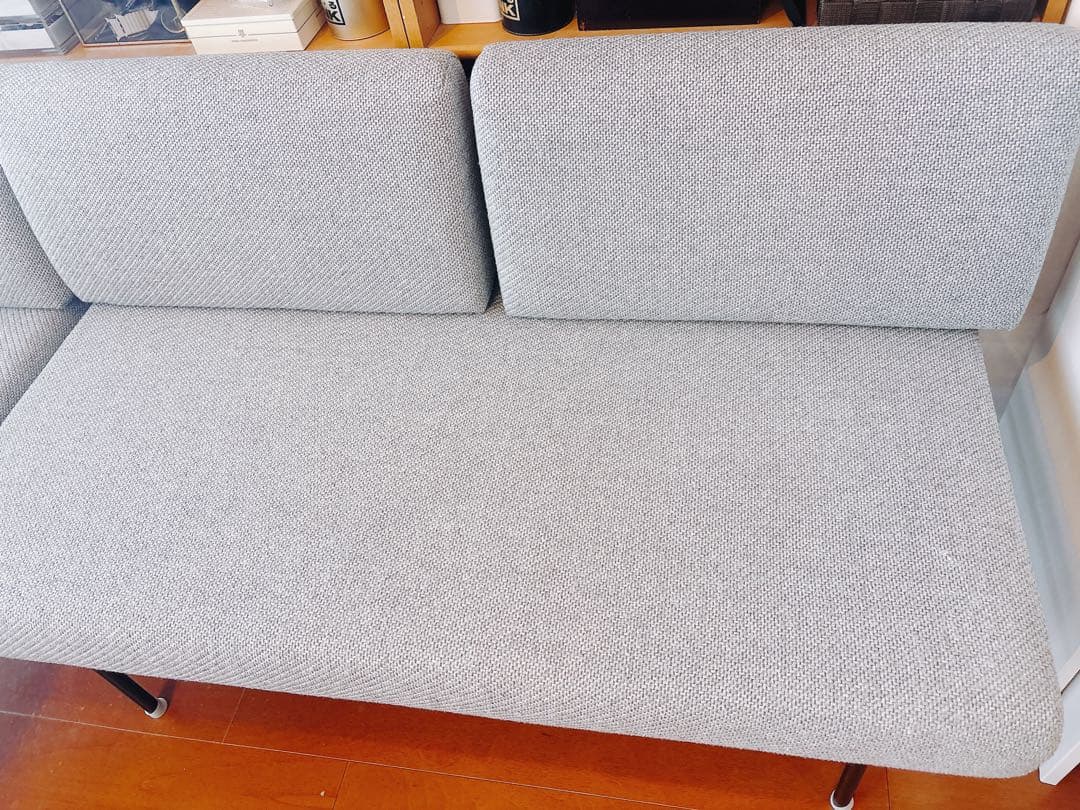 【une】unico ドリ（Doli）グレー 2人掛けソファ