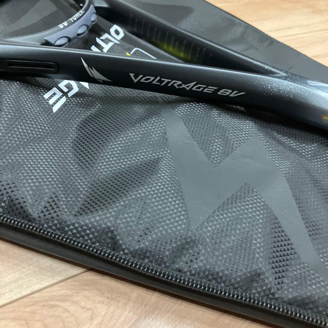 ソフトテニスラケット　ボルトレイジ8V