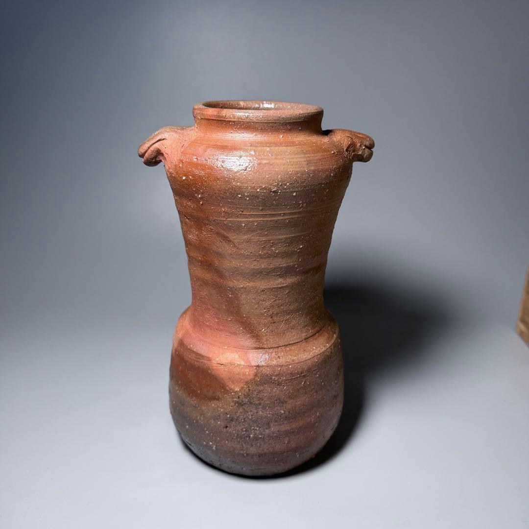 人間国宝　備前焼の巨匠　山本陶秀　「耳付花入」　本人作　共箱　高さ23.5cm