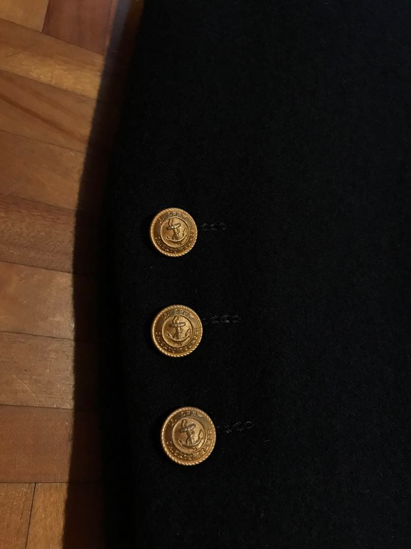 イッセイミヤケISアイエスのジャケット紺色