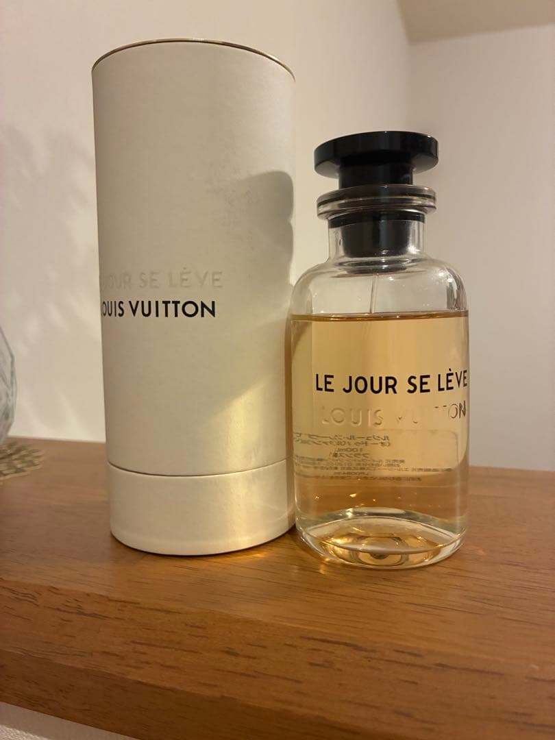LE JOUR SE LÈVE Louis Vuitton香水ルジュールスレーブ