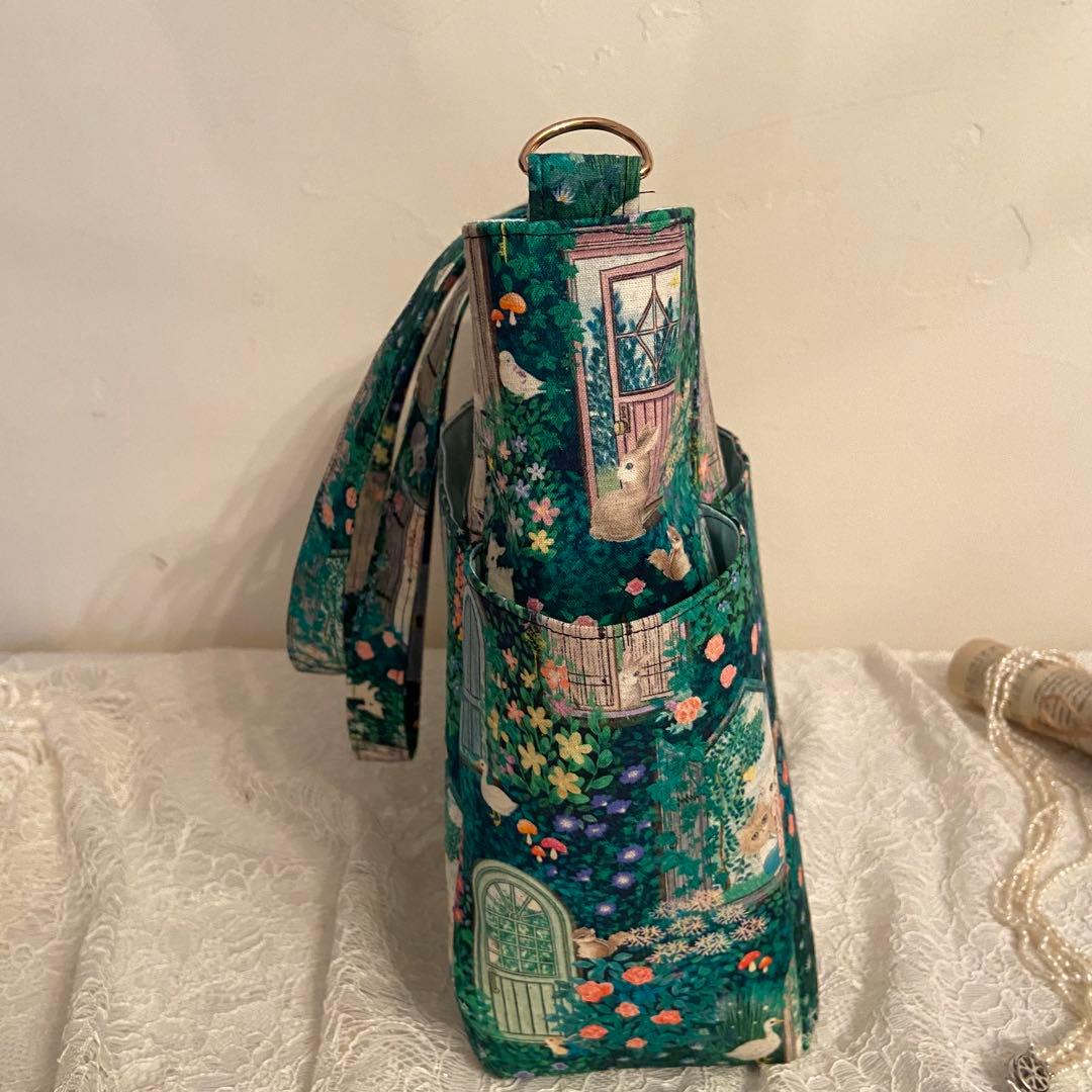 トートバッグ　A4サイズ