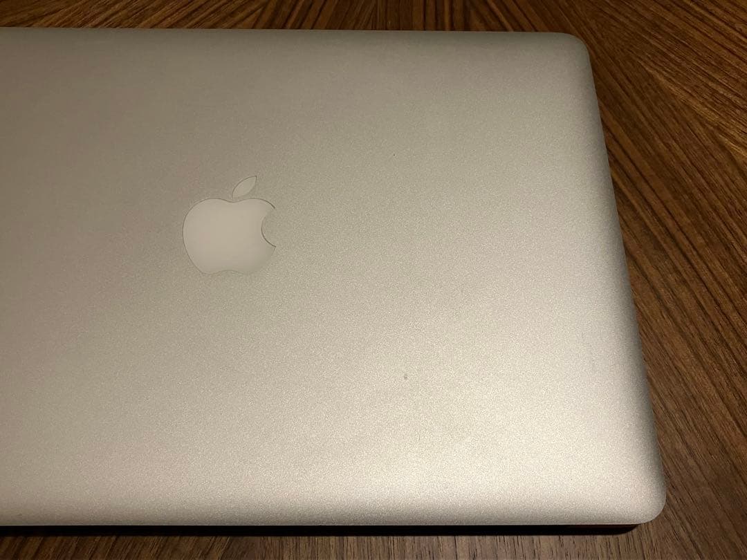 MacBook Air 2015 13インチ 8GB/250GB