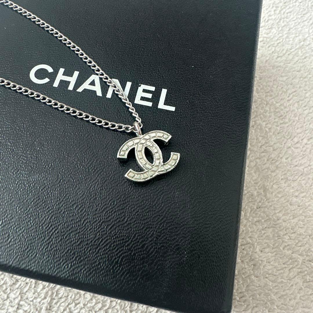 CHANEL シルバー ccロゴ ネックレス