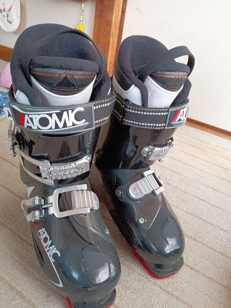 ATOMIC アトミックスキー ブーツ LIVE FIT70/27-27.5cm