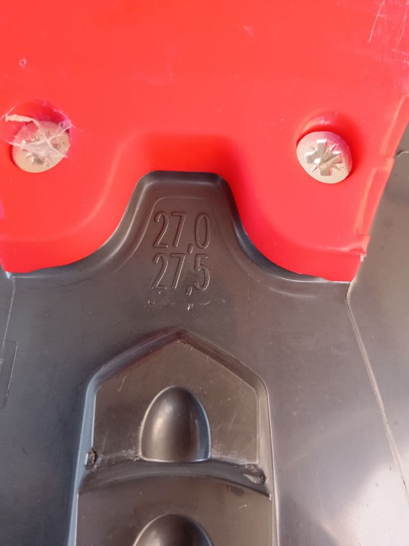 ATOMIC アトミックスキー ブーツ LIVE FIT70/27-27.5cm