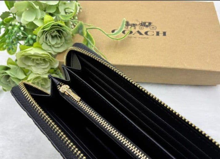 新品未使用コーチ長財布ブラックシグネチャーレディースメンズ送料無料即日発送