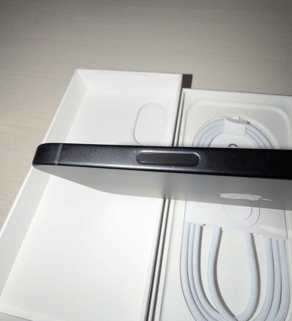 iPhone 16 ブラック 256GB