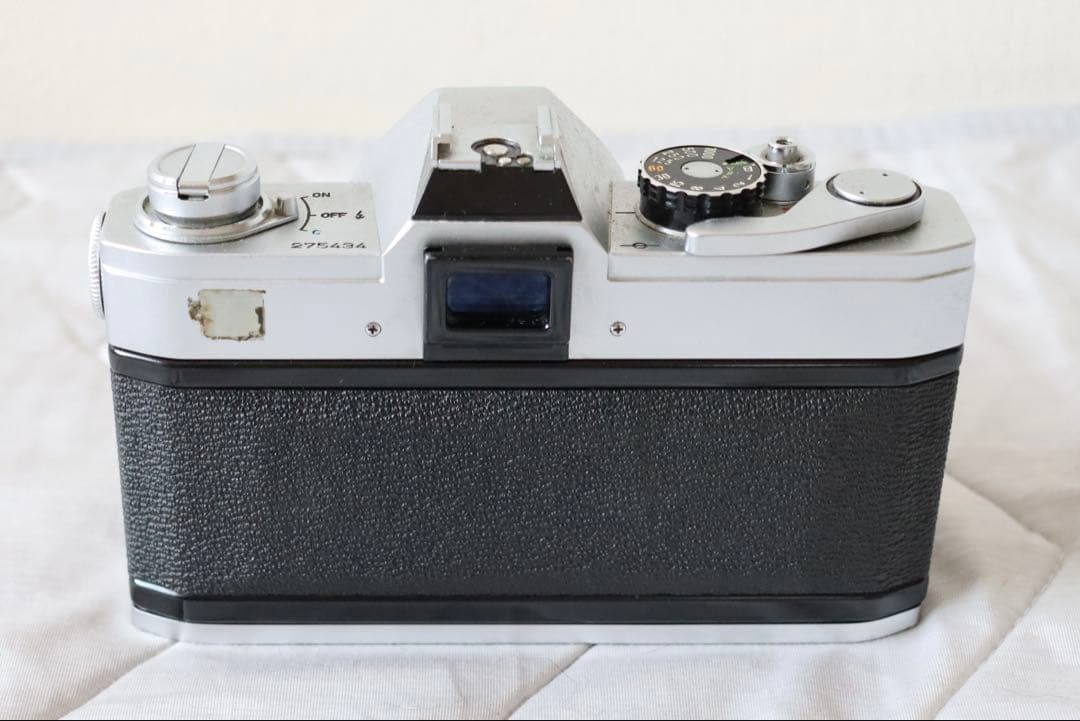 【中古品】Canon FTb（本体・レンズ2本・ストロボ・バッグ）