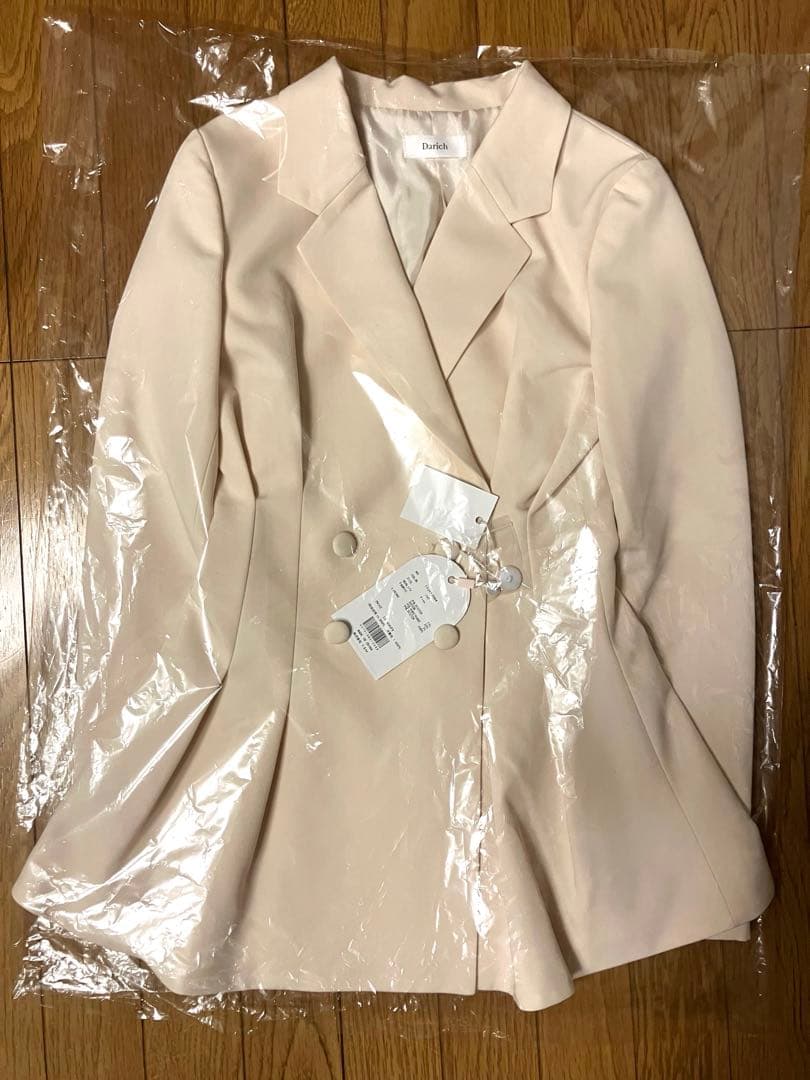 ダーリッチ darich パネルデザインシルエットペプラムジャケット IVO