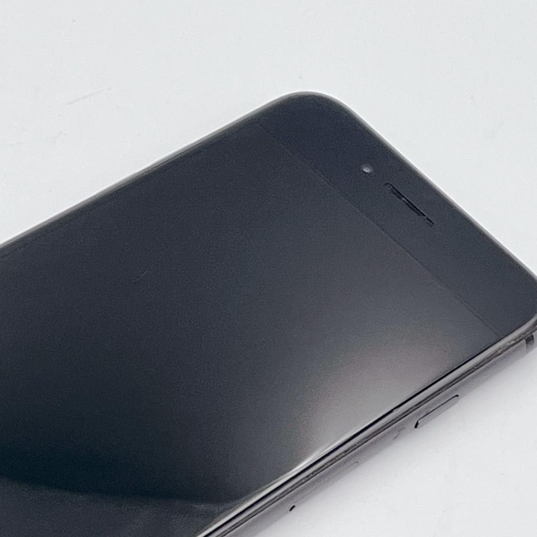 【美品】 iPhone8 64GB SIMフリーMQ782J/Aバッテリー85%