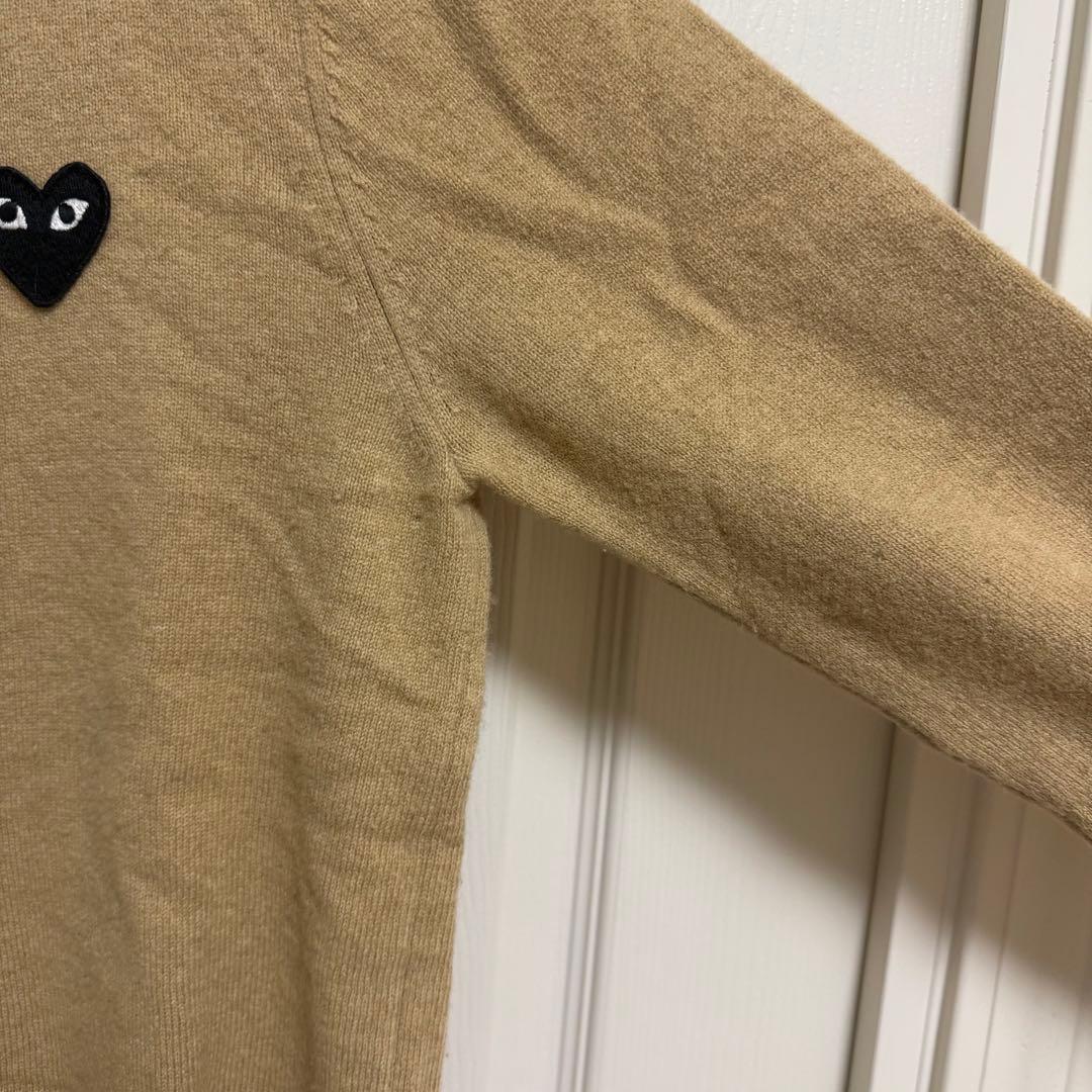 プレイ コムデギャルソン ニットカーディガン クルーネック ベージュ M