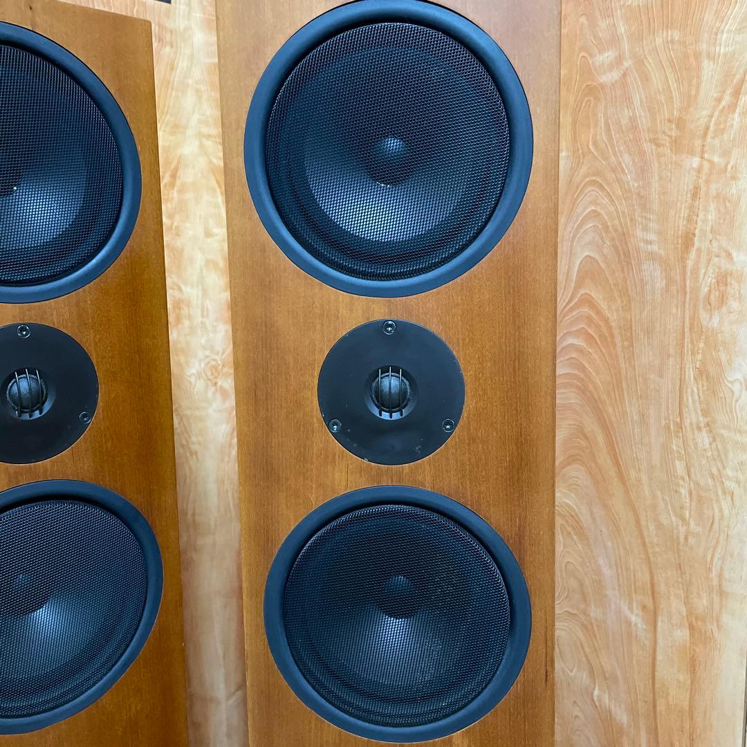 Linn フロアスタンディングスピーカー