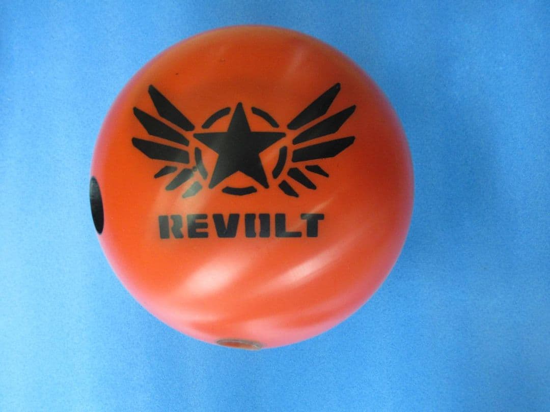 REVOLT　ボウリングボール　ボーリング
