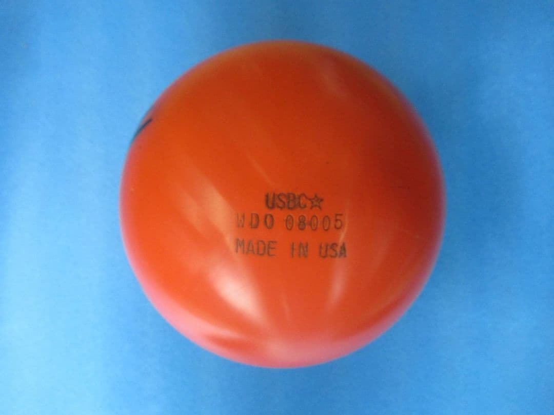 REVOLT　ボウリングボール　ボーリング