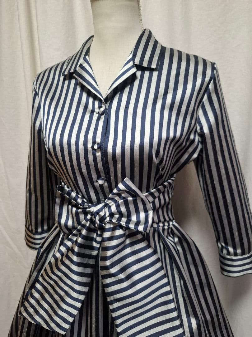 羽様 フレアワンピース